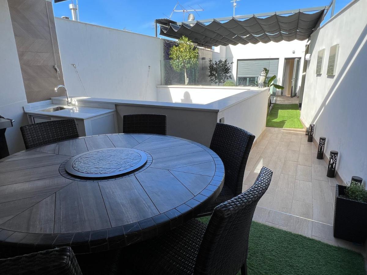 Elegant Duplex 3 Master Bedrooms And Private Sevilla Eksteriør bilde