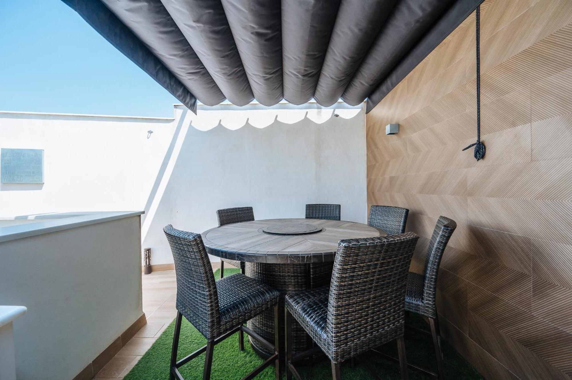 Elegant Duplex 3 Master Bedrooms And Private Sevilla Eksteriør bilde