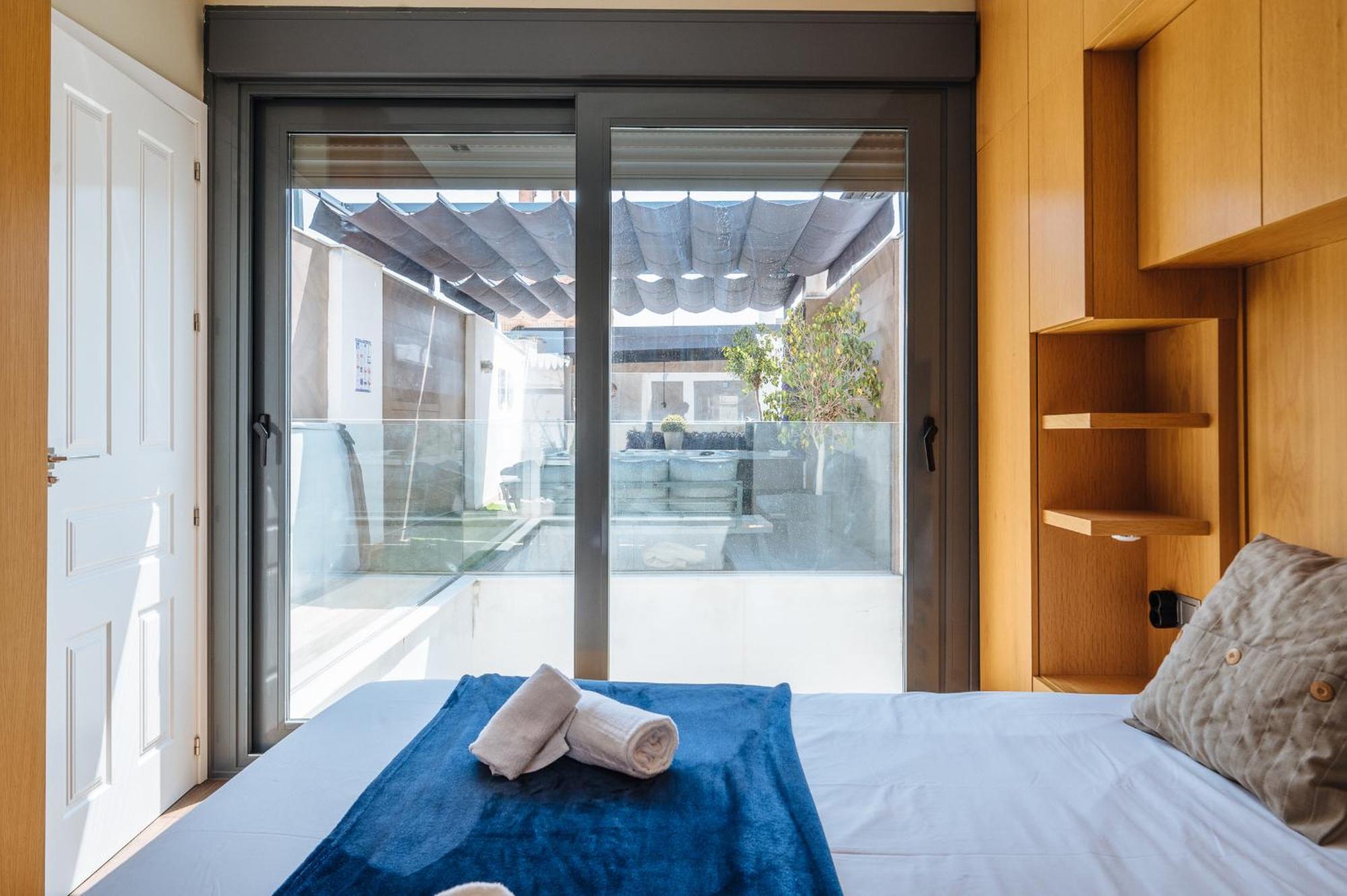 Elegant Duplex 3 Master Bedrooms And Private Sevilla Eksteriør bilde