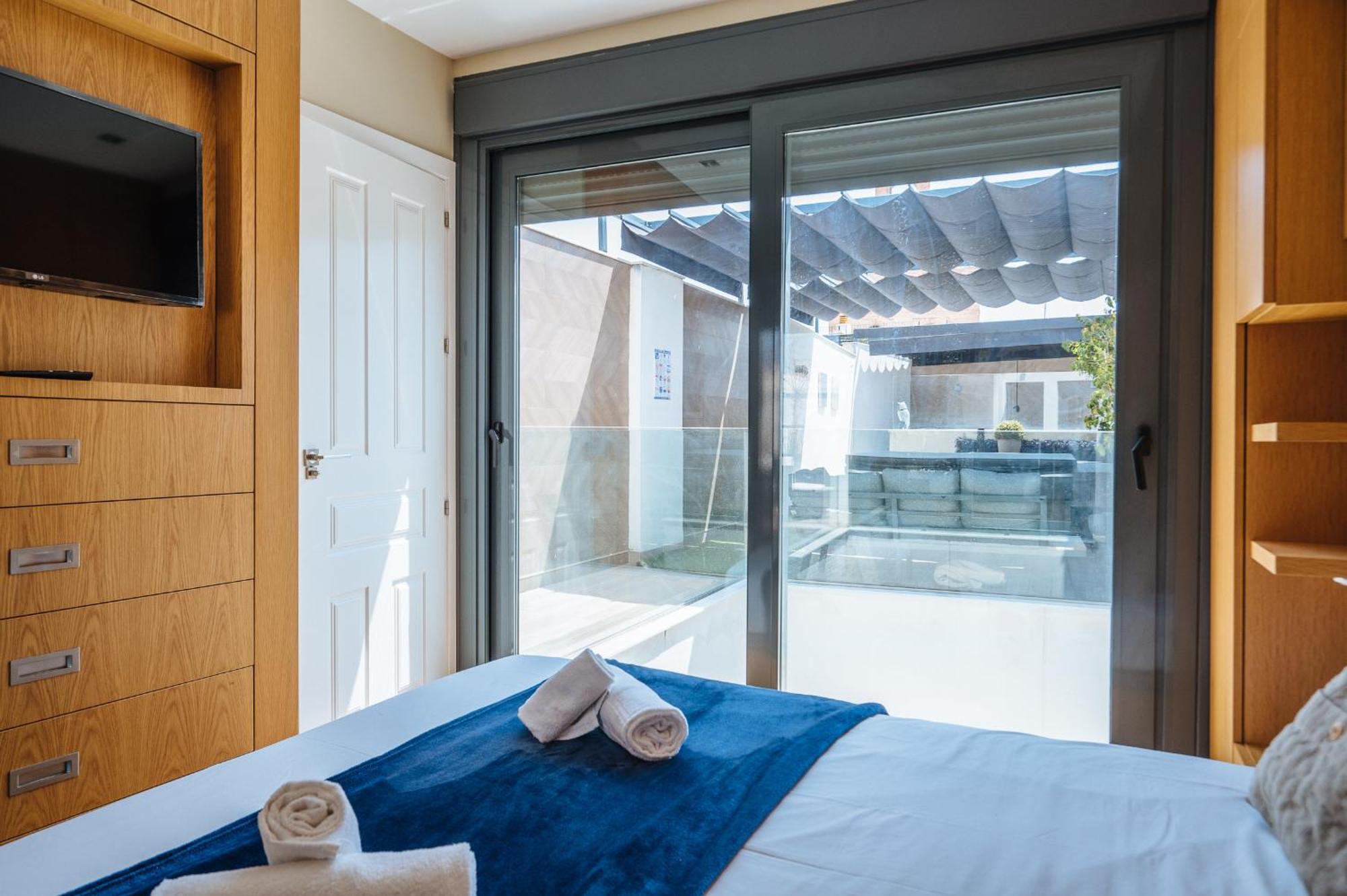 Elegant Duplex 3 Master Bedrooms And Private Sevilla Eksteriør bilde