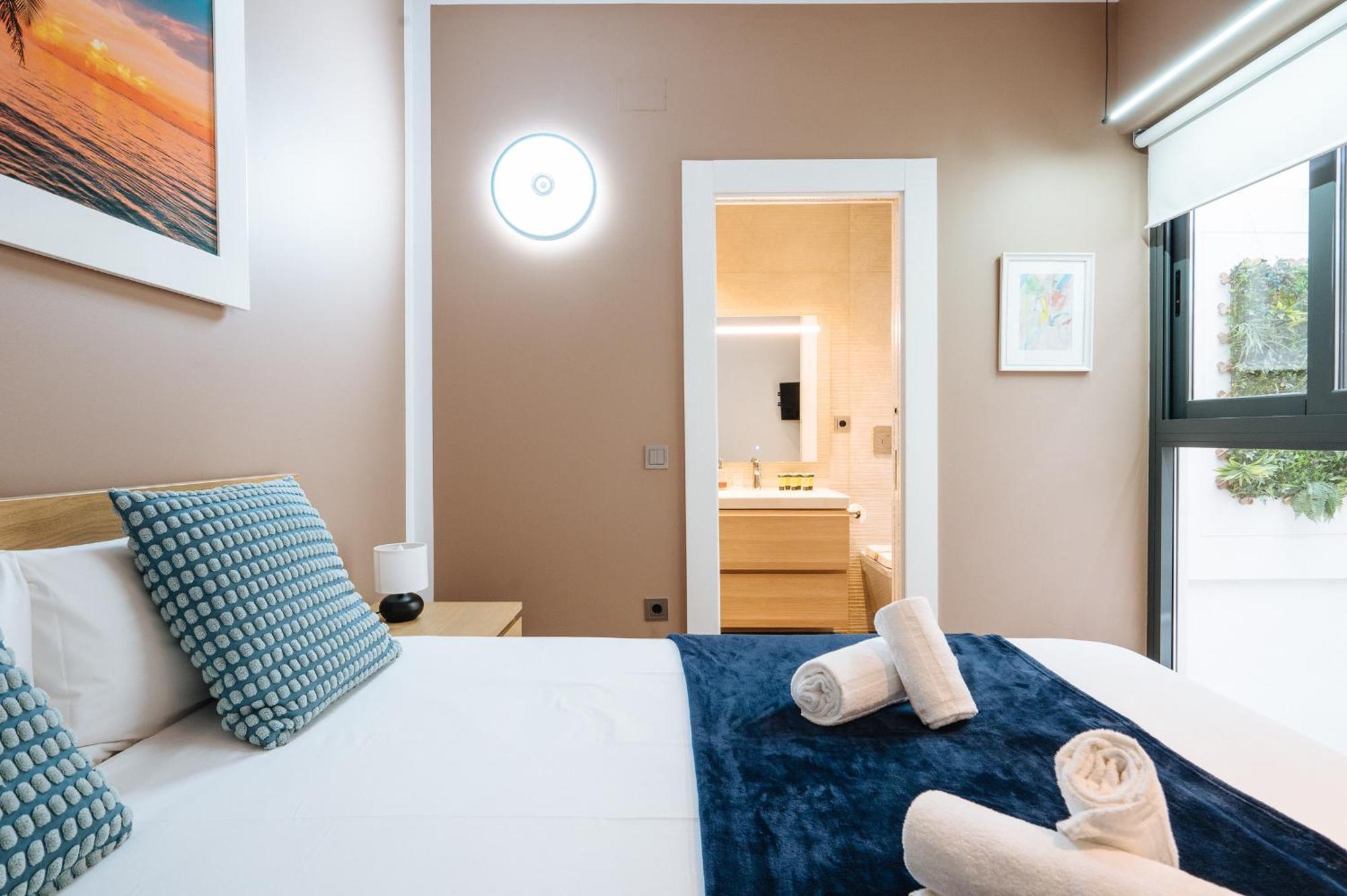Elegant Duplex 3 Master Bedrooms And Private Sevilla Eksteriør bilde